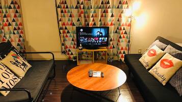 Apartment, 1 Bedroom | 1 bedroom, bed sheets