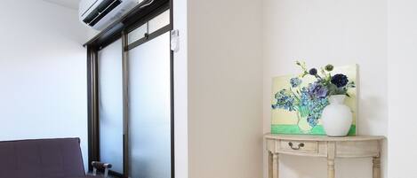 Apartment, 1 Bedroom | Room amenity