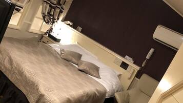 Double Room, Smoking | Free WiFi