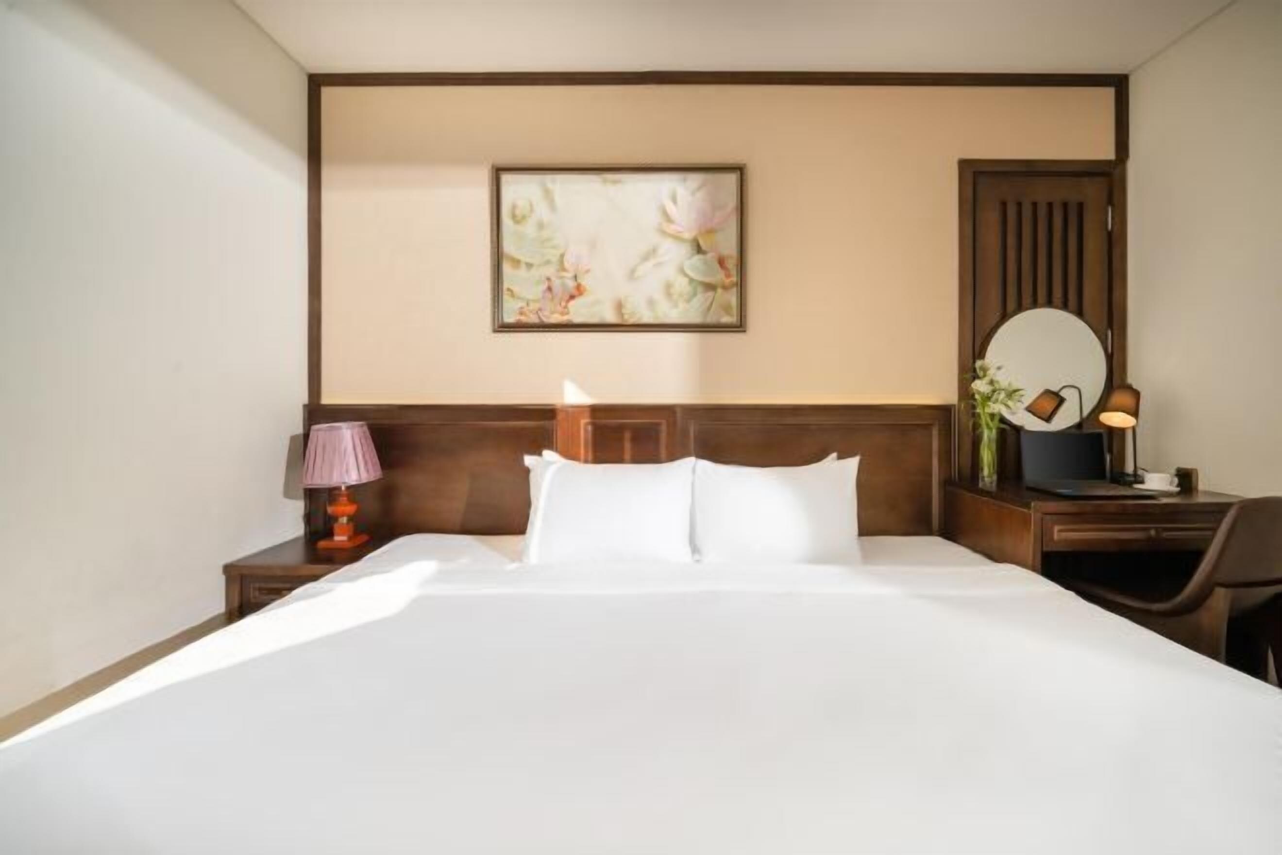 Ropa de cama de alta calidad, colchones con acolchado adicional, minibar