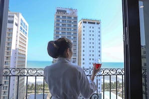 Exterior - Golden Lotus Hotel Da Nang (Da Nang)
