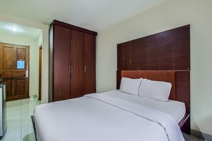 VIP | Escritorio, wifi gratis y ropa de cama 