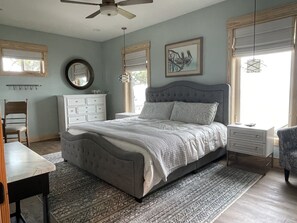 3 bedrooms, iron/ironing board, travel cot, free WiFi - ✨Double Masters✨➡️Legacy Retreat⬅️ 🦴Pet Friendly🦴 (Eastpoint)