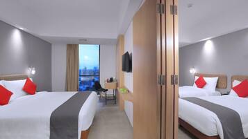 Superior Room | In-room safe, desk, laptop workspace, soundproofing