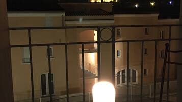 Enceinte de lâhĂ©bergement