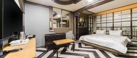 Deluxe Room | Free WiFi