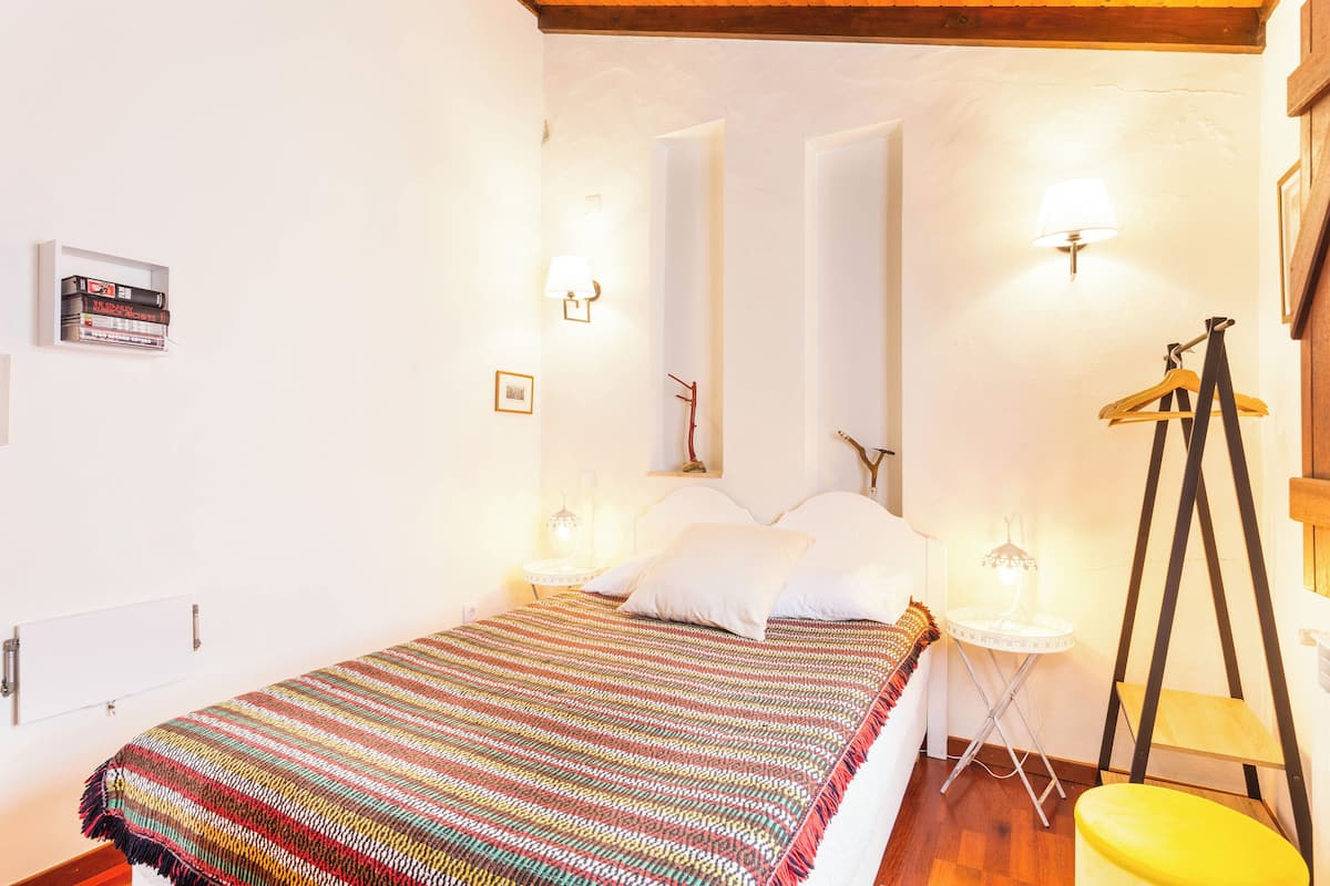 Classic Room (1) | Premium bedding, minibar, individually decorated, individually furnished