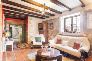 22-inch LCD TV with cable channels, TV