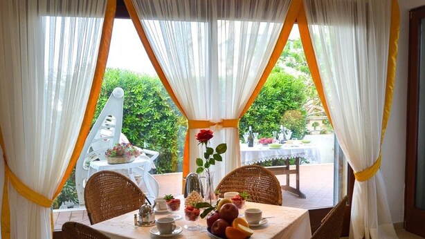 Villa, 2 Bedrooms, Non Smoking | In-room dining - Villa Nereide (Carovigno)