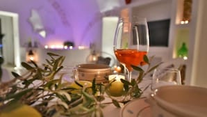 Apartment, 1 Bedroom, Non Smoking | In-room dining - Suitelite (Ostuni)