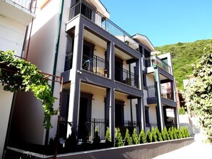 Exterior - Family Apartments Budva (Budva)