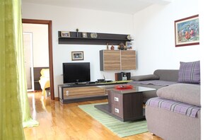 Comfort-Apartment, 1 Schlafzimmer | Wohnzimmer