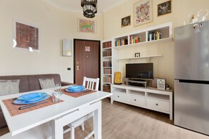 Apartment, 1 Bedroom, Non Smoking | Living area | Flat-screen TV