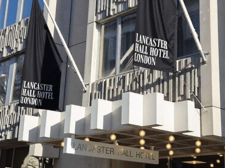 Majoituspaikan julkisivu