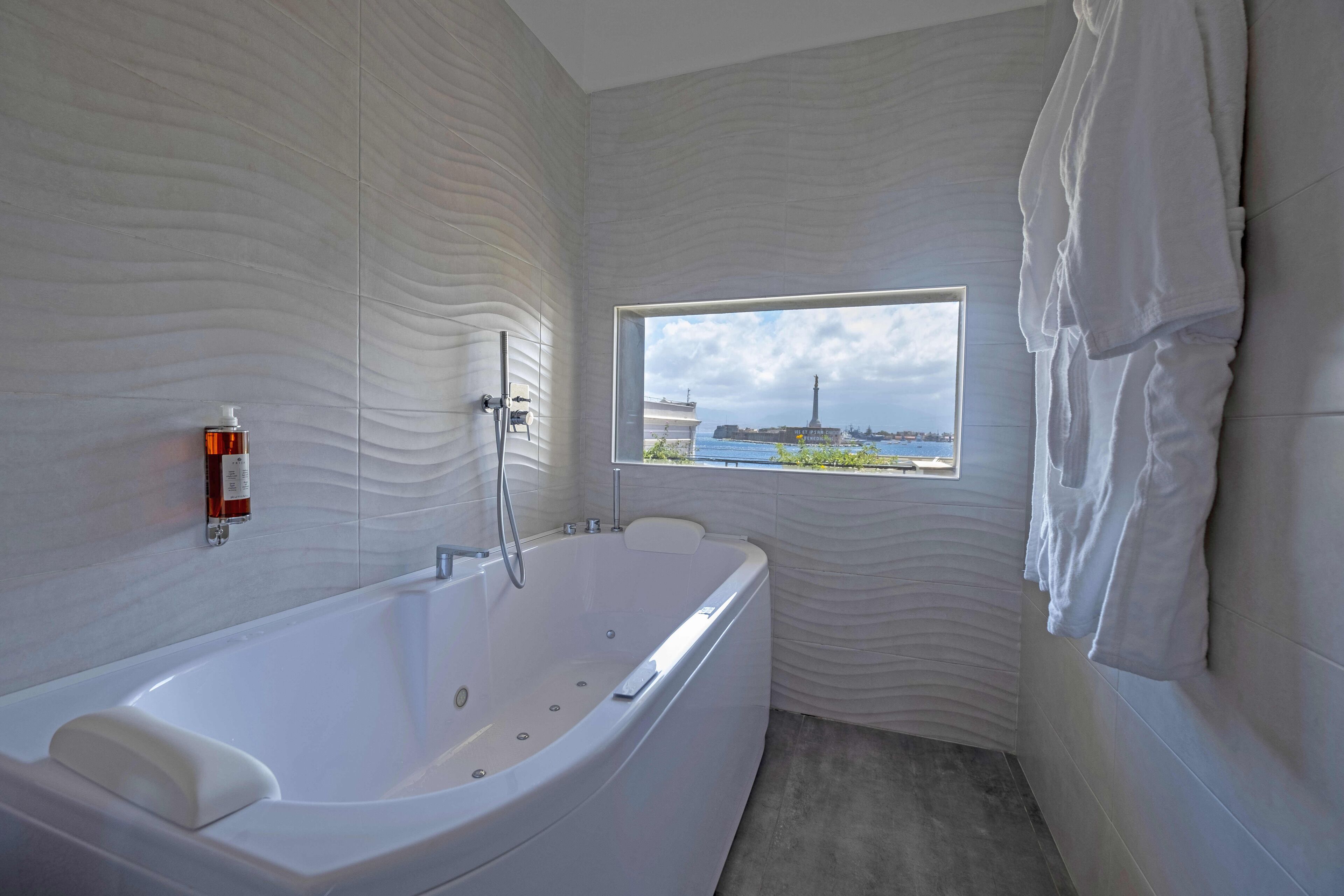 Photo - Miti dello Stretto B&B