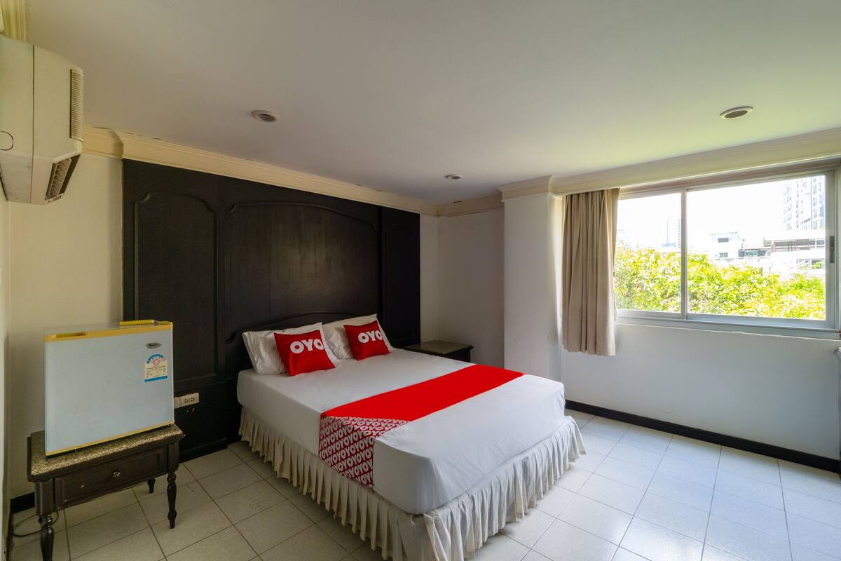 Premier Double Room | Minibar, free WiFi, bed sheets