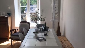 用餐