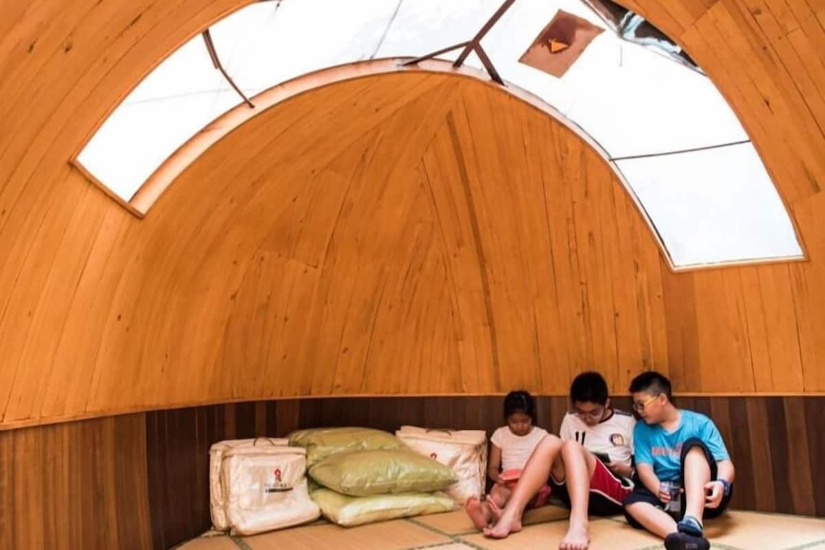 Familienzimmer, Bergblick | Individuell dekoriert, Schreibtisch, laptopgeeigneter Arbeitsplatz