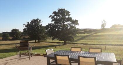 LA GRANGE DE NESPES " LAURIERS" ( 6 pers- ) ( 4 stars ) Air conditioning