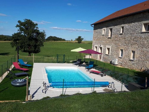 LA GRANGE DE NESPES " LAURIERS" ( 6 pers-)  ( Classé 4 étoiles )  Climatisation