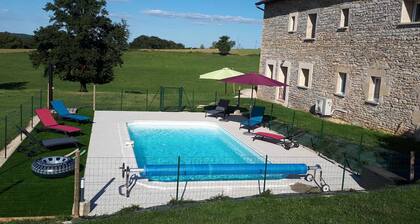 LA GRANGE DE NESPES " LAURIERS" ( 6 pers-) ( Classé 4 étoiles ) Climatisation