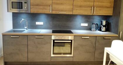 â
â
â
T2 Lumineux Centre-ville Voltaire chambre cour â
â
â