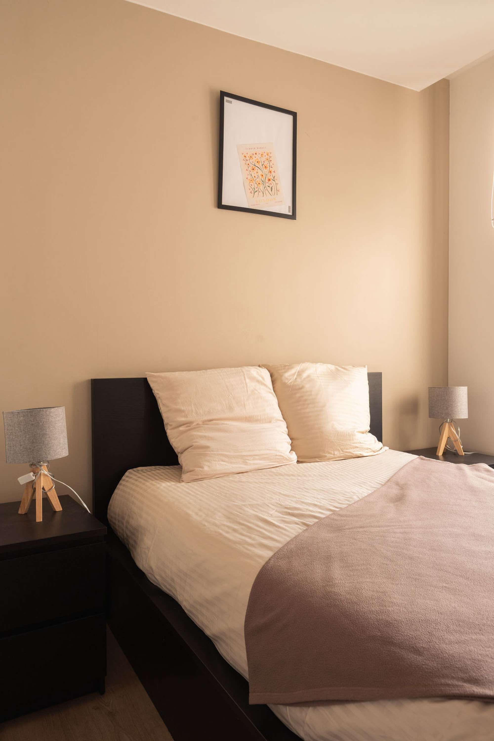 1 bedroom, desk, iron/ironing board, WiFi