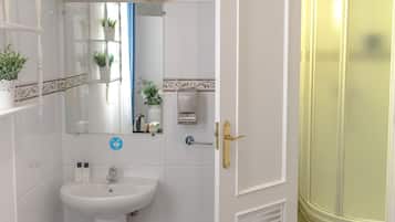 Standard-Einzelzimmer (INDIVIDUAL BAÑO PRIVADO) | Badezimmer