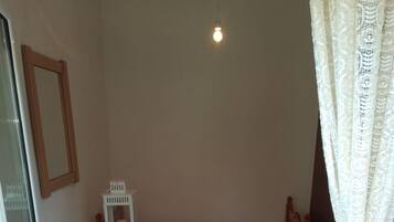 Apartment, Garden View | 1 bedroom, free WiFi, bed sheets