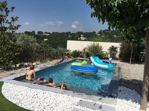 A heated pool - Price reduction! Modern, comfortable villa in a quiet location with magnificent views.  (EGUILLES)