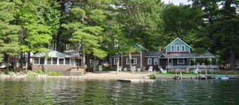 Ossipee Lake house, pet friendly