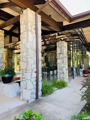 Entrada de la propiedad