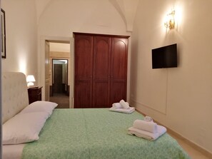 Hypo-allergenic bedding, down duvets, blackout curtains, free WiFi
