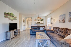Smart TV, DVD player, video library