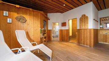Sauna, Whirlpool, Dampfbad, Massageanwendungen