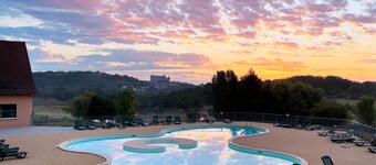 Les SOURCES Comfort, SPA, Pool, Fishing pond, Playground, Jacuzzi...