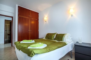 2 Schlafzimmer, Bügeleisen/Bügelbrett, WLAN, Bettwäsche