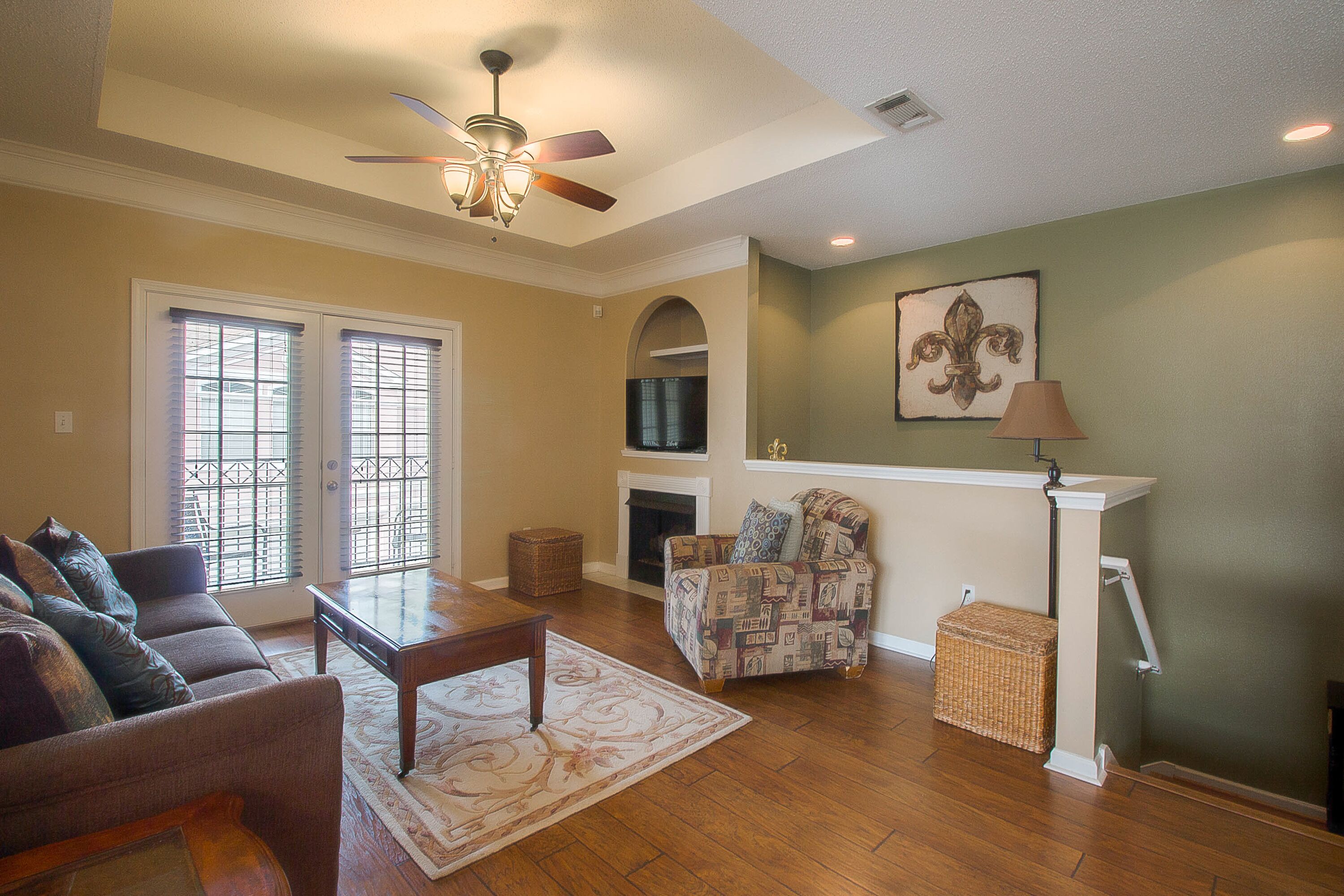 Condo, 1 King Bed with Sofa bed, Private Pool | Living room | 42-inch TV with cable channels, fireplace