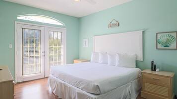 Condo, 1 King Bed with Sofa bed, Private Pool | 1 bedroom, free WiFi