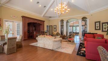 42-inch TV with cable channels, fireplace