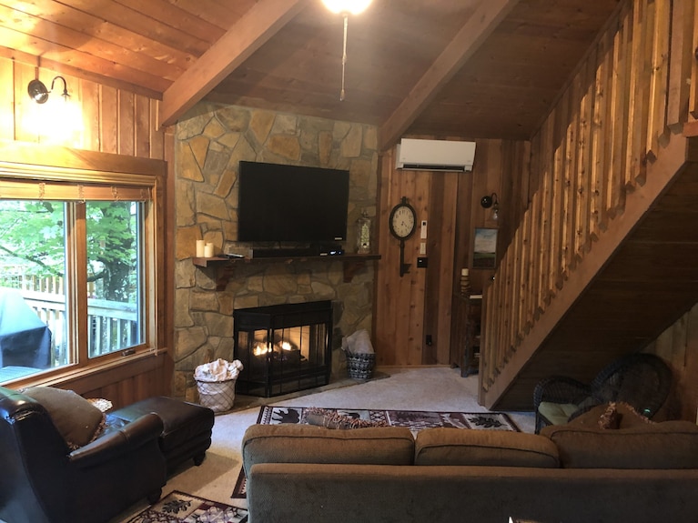 Creekside Beech House - Beech Mountain, NC