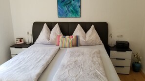 2 bedrooms, free WiFi, bed sheets
