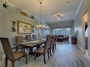 Dining - Welcome to The Windsor Fantasy! (Kissimmee)