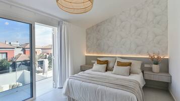 4 dormitorios, tabla de planchar con plancha, wifi y ropa de cama