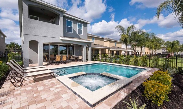 Pool - Delightful Home with Entertainment Loft at Encore (Kissimmee)