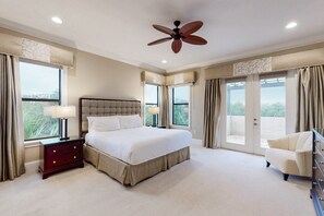 6 bedrooms, iron/ironing board, WiFi, bed sheets