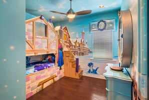 6 多间卧室、熨斗/熨衣板、WiFi、床单