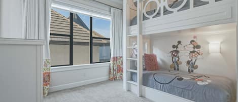 7 Schlafzimmer, Bügeleisen/Bügelbrett, WLAN, Bettwäsche