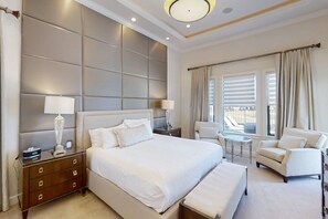 7 chambres, fer et planche à repasser, Wi-Fi, draps fournis