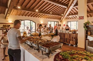 Dining - Mobile home with air conditioning, terrace, and pool (Figline Valdarno)